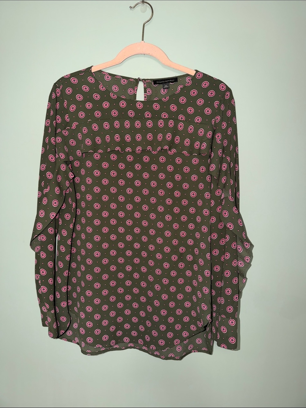 Banana Republic Olive Green Pink Medallion Ruffle Blouse M
